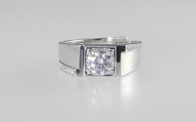 1ct Moissanite Men's Ring Mounted in Sterling with White Gold Overlay, with Report & Box. (1 of 6)