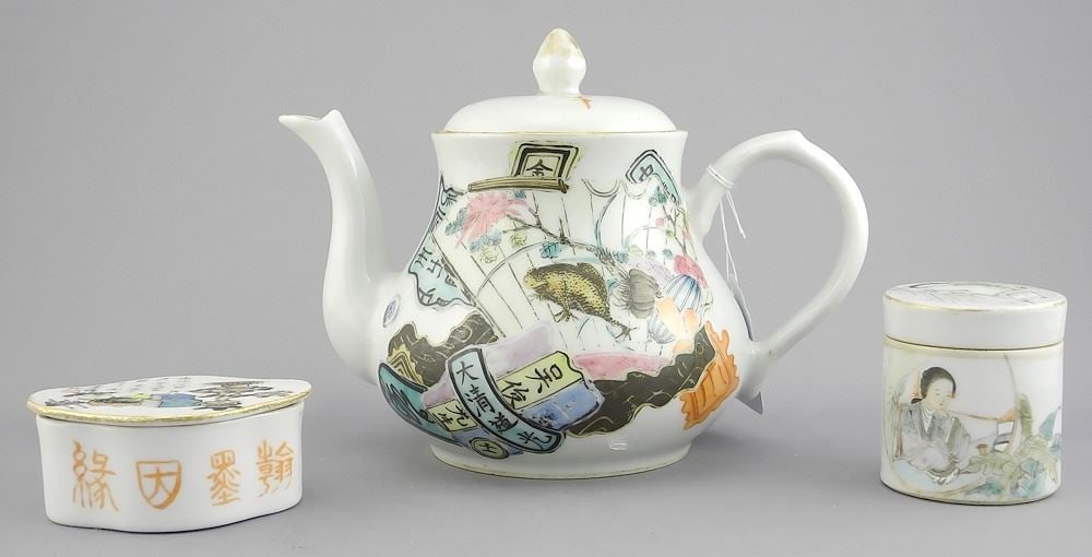 Two Chinese Porcelain Boxes & Tea Pot with Box. (1 of 6)