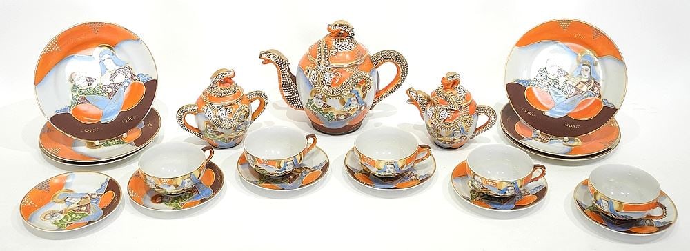 Japanese Porcelain Tea Set, Pot 6 3/4"h.: Japanese Porcelain Tea Set, Pot 6 3/4"h.