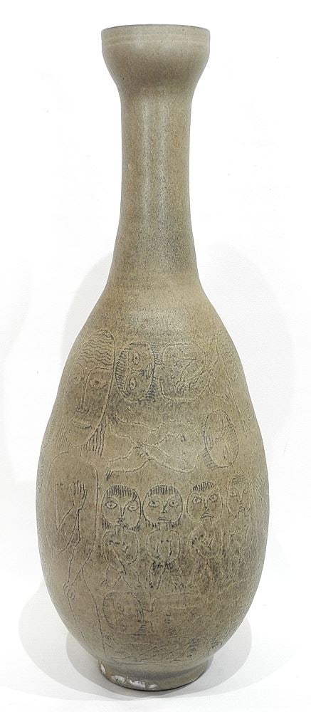 Edwin & Mary Scheier Pottery Vase, Base signed, 23 1/8"h (rim restored): Edwin & Mary Scheier Pottery Vase, Base signed, 23 1/8"h (rim restored)