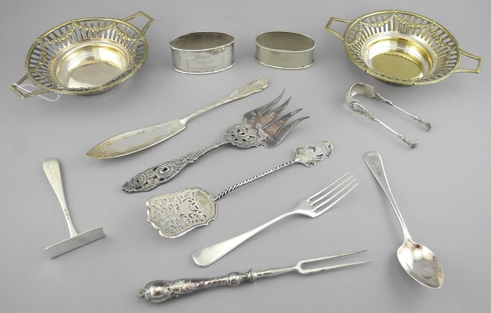 Collection of European Silver & Plated Cutlery Wares / Napkin Rings / Dishes, TW 427g. (1 of 3)