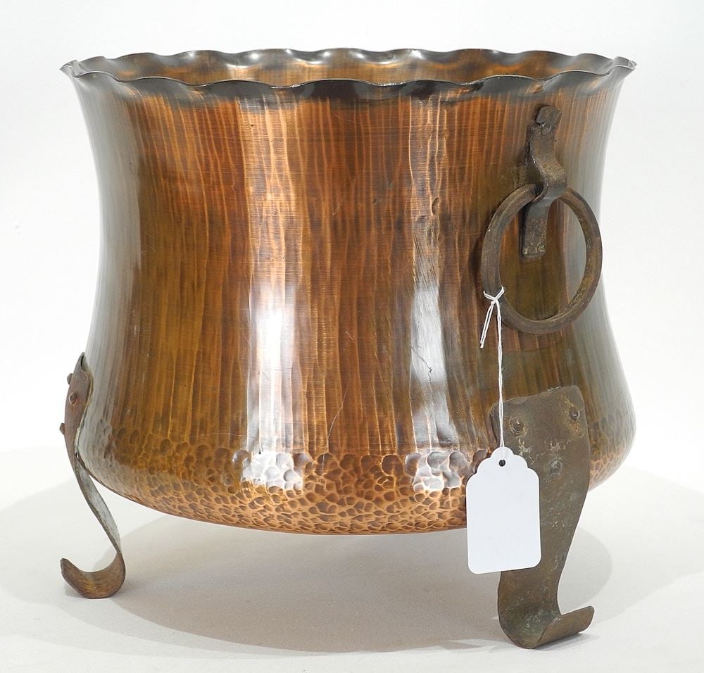 Wall Handarbeit Germany Copper Jardiniere, 9"h.: Wall Handarbeit Germany Copper Jardiniere, 9"h.