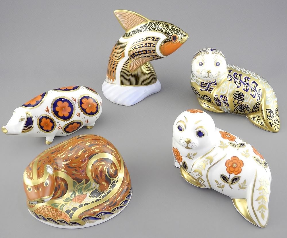 Five Royal Crown Derby Imari Paper Weights. (1 of 3)