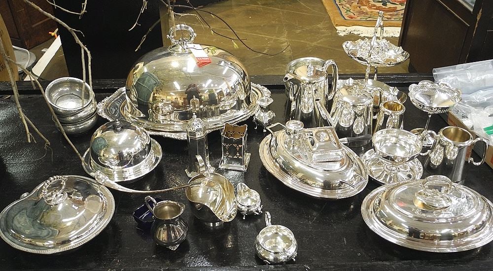 Collection of Estate Silver Plated Wares & Pewter Bowls. (1 of 3)