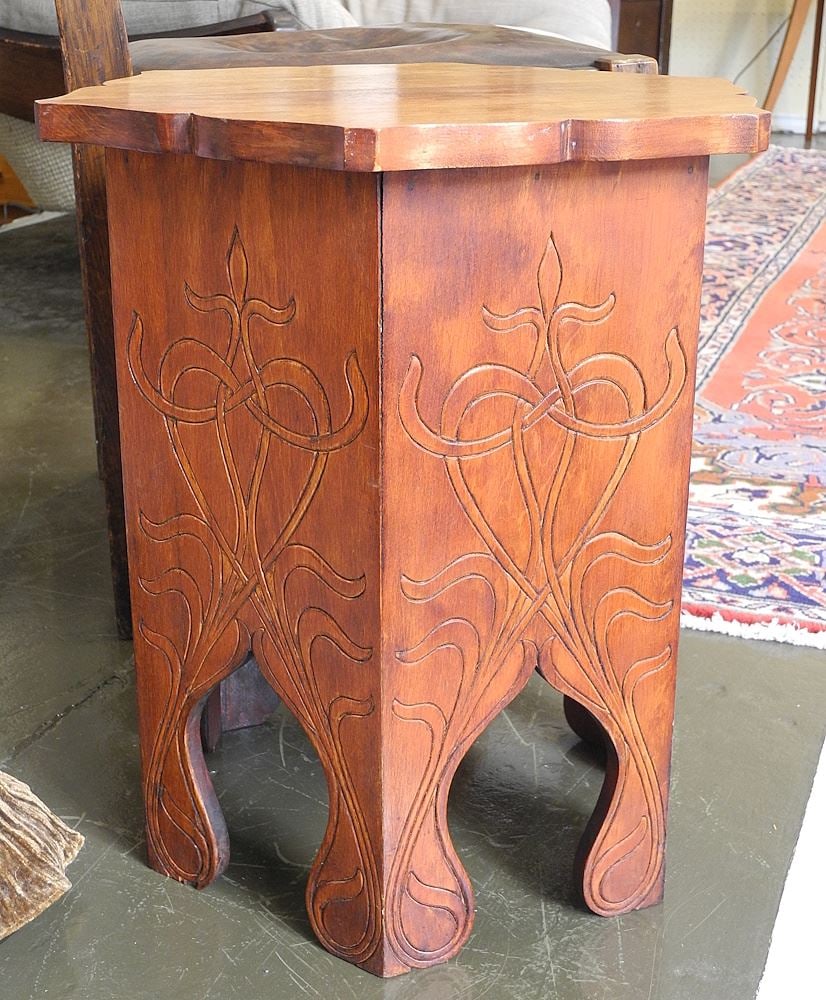 Hardwood Art Nouveau Tabouret End Table, 18 1/4"h. (1 of 2)