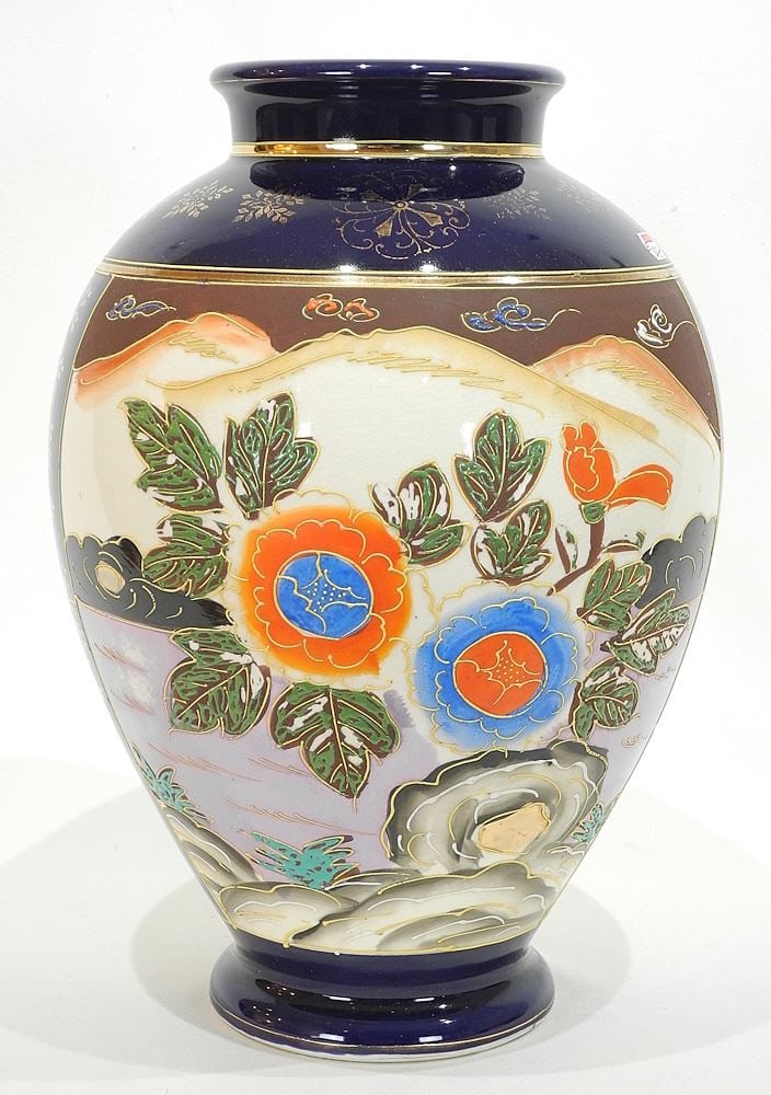 Late Export Satsuma Vase, 13 7/8".: Late Export Satsuma Vase, 13 7/8".