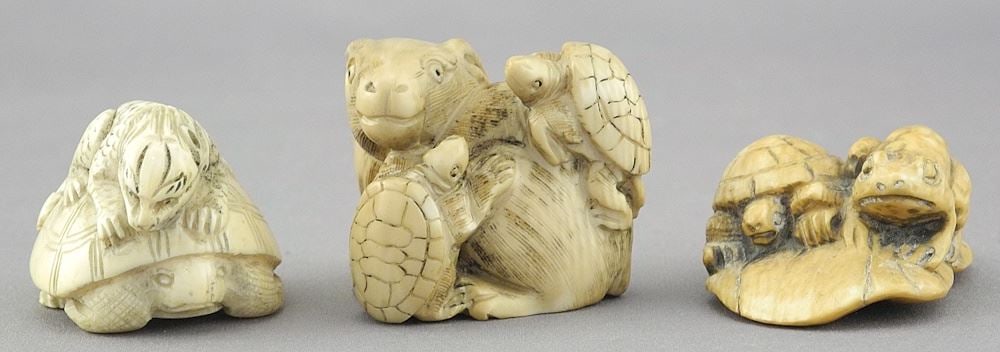 Three Japanese Netsuke: Turtle Subjects, 5/8 - 1 1/8" High, 58.5 Grams, No Export. (1 of 3)