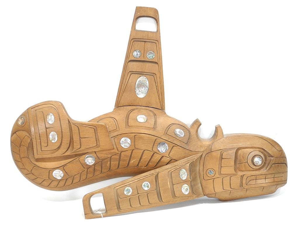 Kwagiulth Carving signed Stan Wamiss 26 1/2 x 19", "Killer Whale".: Kwagiulth Carving signed Stan Wamiss 26 1/2 x 19", "Killer Whale".