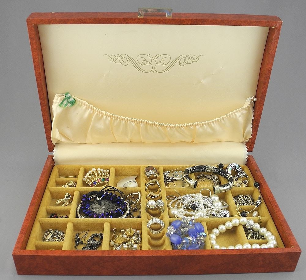 Box of Costume Jewelry: Earrings/ Rings/Bracelets/Watches/Necklaces etc (1 of 3)