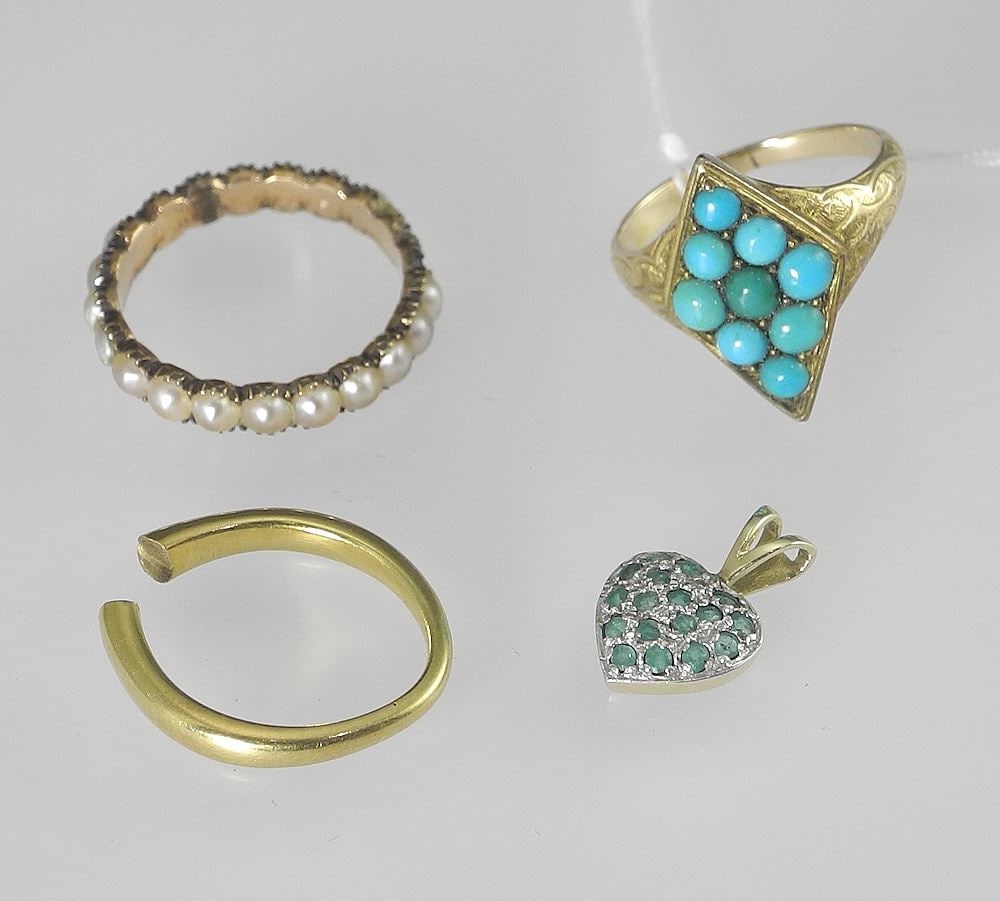 Four Pieces of Victorian Gold-Tone & Turquoise Ring with Heart Shaped Unmarked Pendant & Split R (1 of 1)