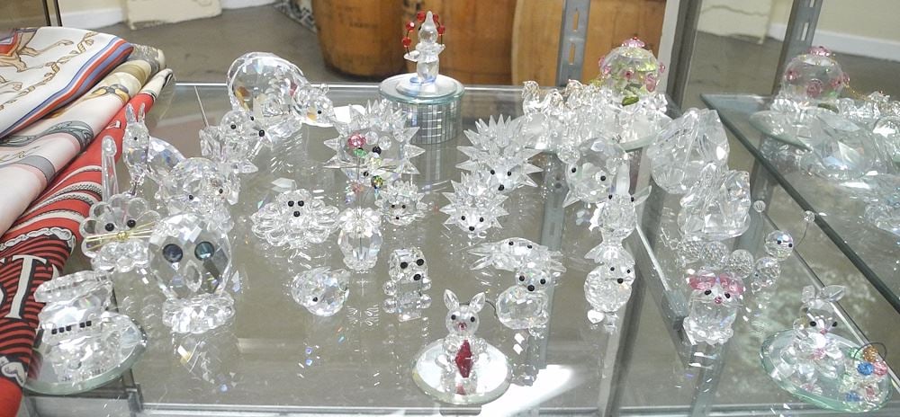 Collection of Swarovski & Other Crystal Figurines.: Collection of Swarovski & Other Crystal Figurines.