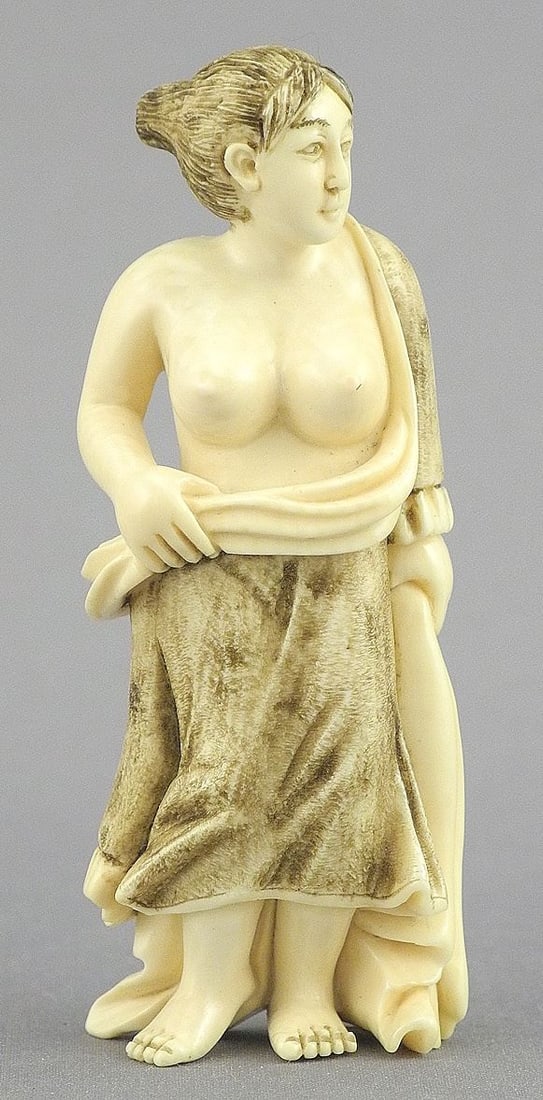 Japanese Erotic Netsuke: Disrobed Figure, 2 1/2" High, 16.1 Grams, No Export.: Japanese Erotic Netsuke: Disrobed Figure, 2 1/2" High, 16.1 Grams, No Export.