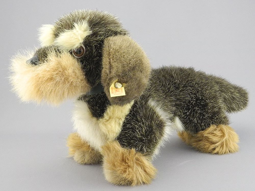 Steiff Wire Haired Dachshund, 14 1/2"L.: Steiff Wire Haired Dachshund, 14 1/2"L.