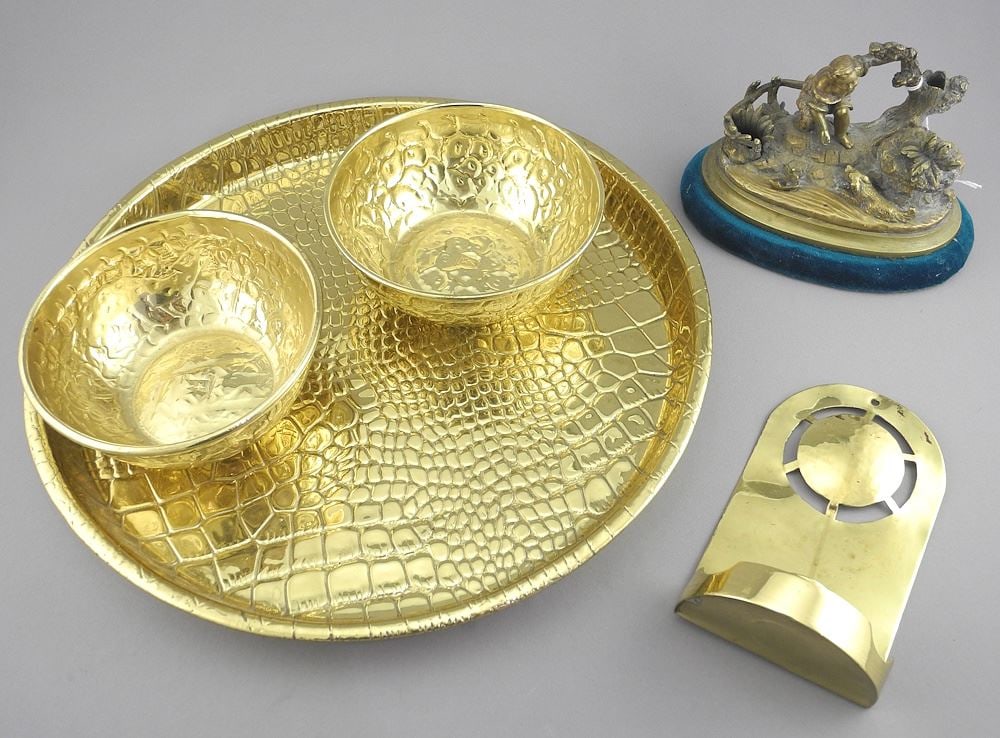 Brass Tray & 2 Bowls with Candle Sconce and Bronze Inkwell, Oval 5" (1 of 5)