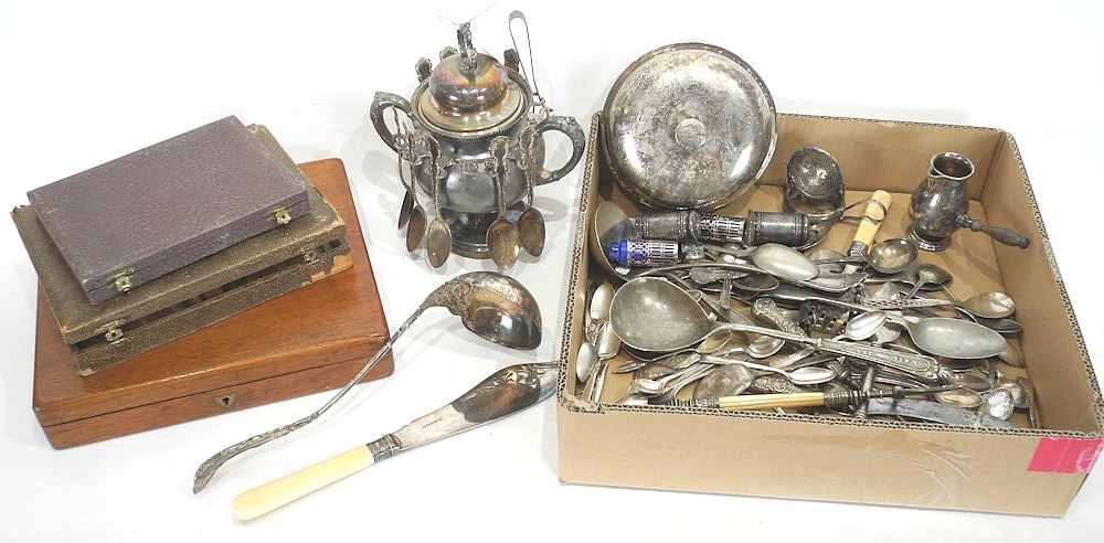 Collection of Silver Plated Wares: Spooner/Cutlery Sets/Random Cutlery , etc. (1 of 4)