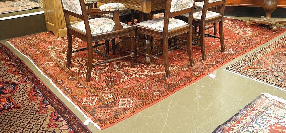 Hand Knotted Geravan Carpet Approximately 7'10" x 11'. (1 of 3)