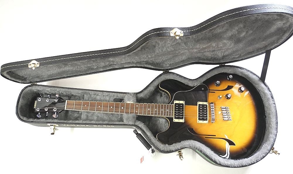 Yamaha SA500 Electric Guitar QLP1162 S with Hard Case. (1 of 7)