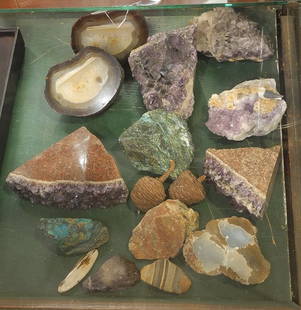 Collection of Mineral Specimens, Amethyst/Agate/Malachite/etc.: Collection of Mineral Specimens, Amethyst/Agate/Malachite/etc.