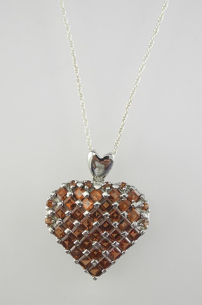Sterling Silver (marked) Garnet Sweetheart Pendant on Chain, 17"L, 7.7g.: Sterling Silver (marked) Garnet Sweetheart Pendant on Chain, 17"L, 7.7g.