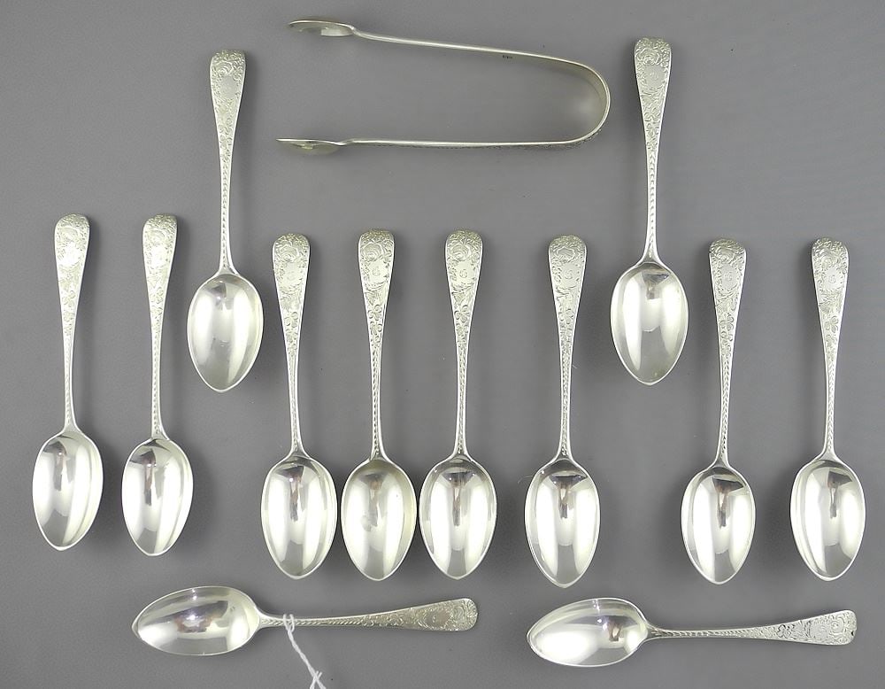 Seet of 12 Sterling Silver Teaspoons and Pair of Sugar Tongs - "G", 272 grams. (1 of 4)