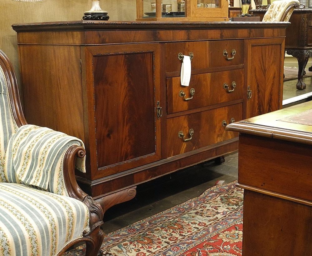 60" Honduras Mahogany Sideboard.: 60" Honduras Mahogany Sideboard.