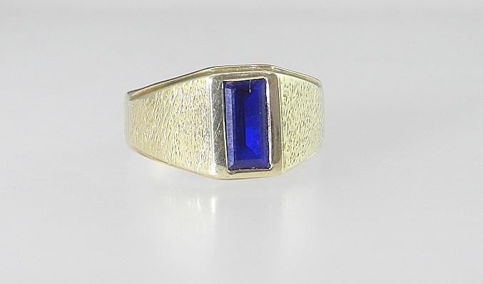 10K (marked) Yellow Gold & Synthetic Blue Stone Ring, Size 8 1/2, 6.7g with Box. (1 of 4)