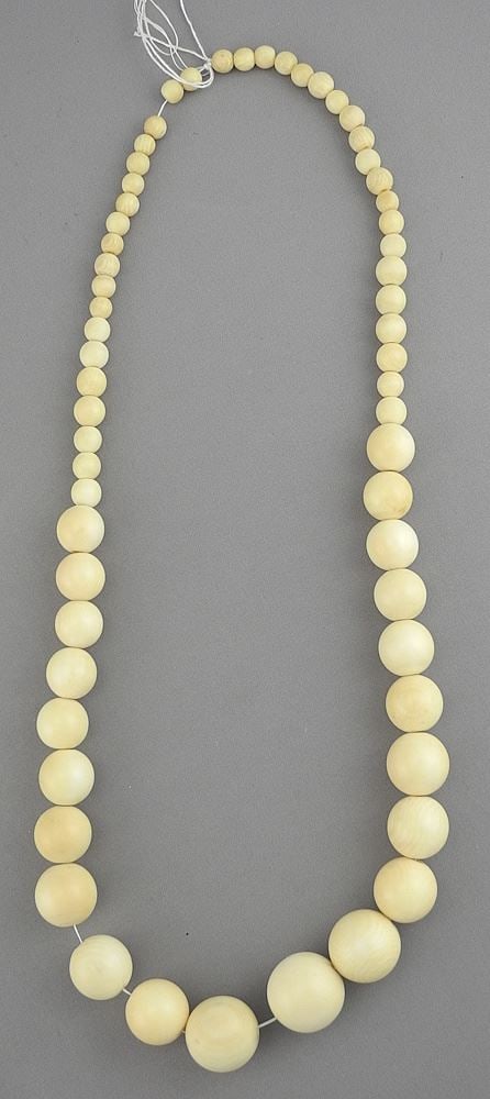 Strand of Graduated Beads, 20"L, NO EXPORT.: Strand of Graduated Beads, 20"L, NO EXPORT.