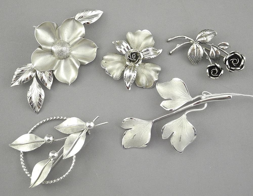 Collection of Bond Boyd & Other Sterling Silver Brooches, TW 35.6g.: Collection of Bond Boyd & Other Sterling Silver Brooches, TW 35.6g.