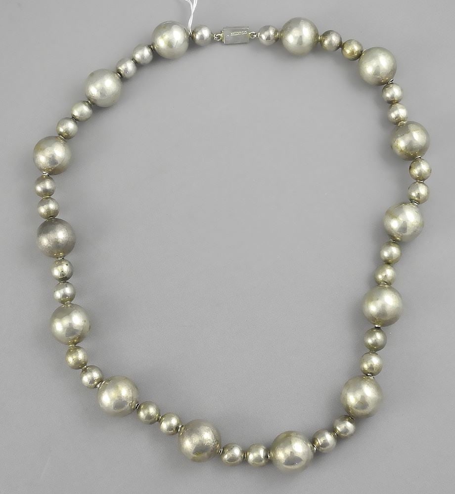 Mexican Silver Coloured Metal Graduated Sphere Necklace, 22"L.: Mexican Silver Coloured Metal Graduated Sphere Necklace, 22"L.