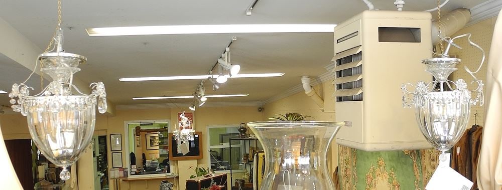Pair of Schoenbek Swarovski Lighting Bagatelle 1243 Pendant Light Fixtures.: Pair of Schoenbek Swarovski Lighting Bagatelle 1243 Pendant Light Fixtures.