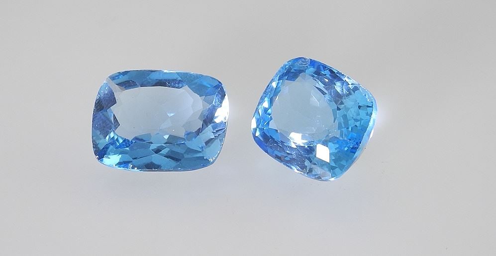 59.07ct Certified Royal Blue Topaz Gemstone Pair (appraisal $24,000).: 59.07ct Certified Royal Blue Topaz Gemstone Pair (appraisal $24,000).