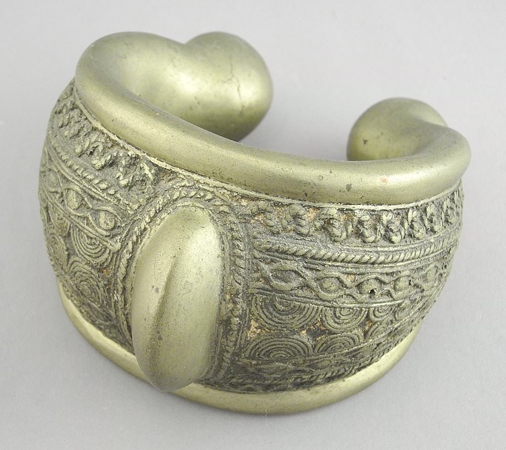 Benin Bronze Bracelet, 4 1/2"w, 1104 (1 of 6)