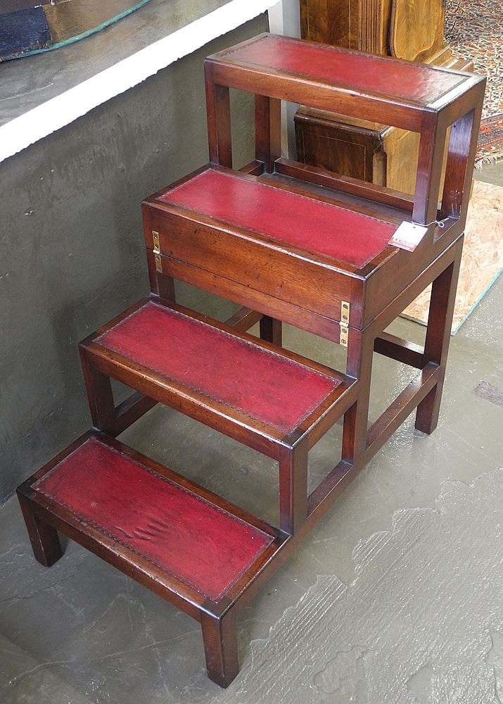 Metamorphic Mahogany Library Steps Inset with Scarlet Leather & Brass Fittings. (1 of 4)