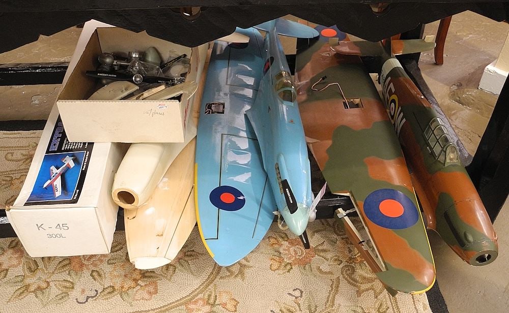 Collection of Model Aircraft & Accessories. (1 of 3)