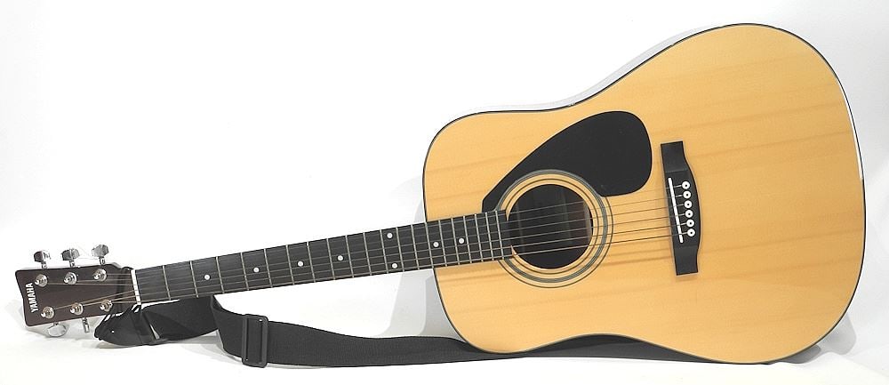 Yamaha FD01 Classical Guitar, 40 3/4"L. (1 of 3)