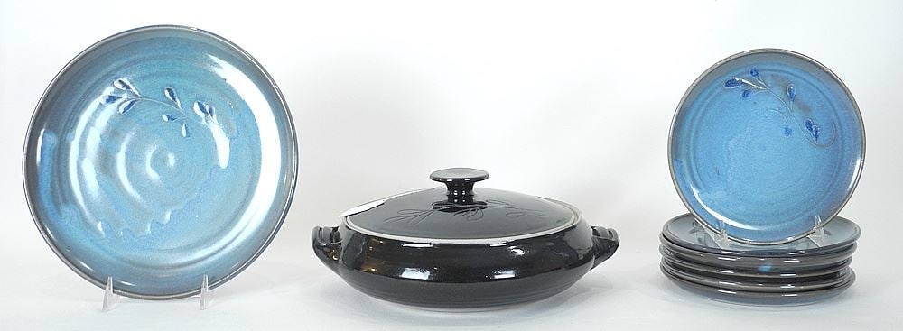 Ceramic Casserole Dish (11 3/4") Serving Plate & 7 Side Plates signed (Henry) Gottardi. (1 of 5)