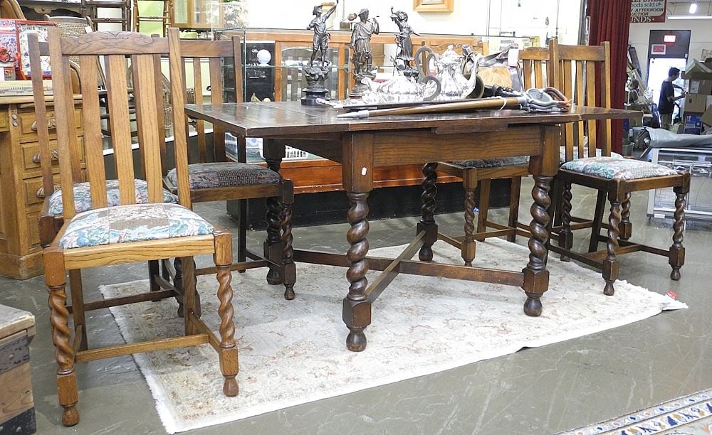 English Barley Twist Oak Drawleaf Pub Table & Six Chairs. (1 of 4)