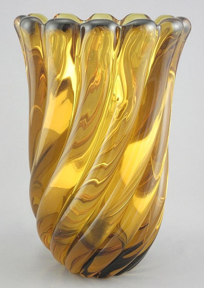 Archimede Seguso Murano Amber Glass Vase, 8 7/8"h.: Archimede Seguso Murano Amber Glass Vase, 8 7/8"h.