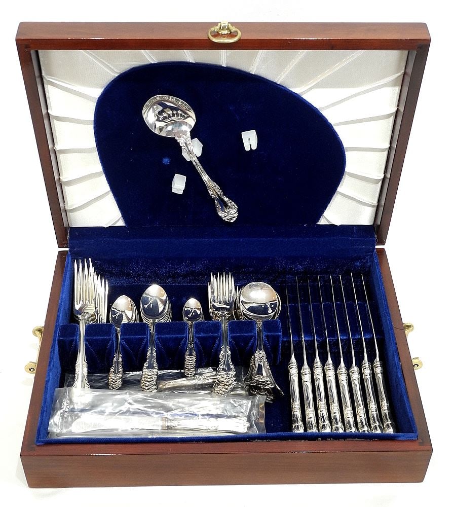 Canteen Eight Place Settings Birks Sterling Flatware, Solid Apx. 1258g, w/other Plated.