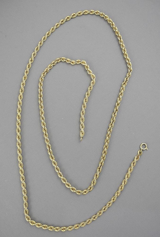 18K Rope Twist Gold Necklace, 35", 20.72g.: 18K Rope Twist Gold Necklace, 35", 20.72g.
