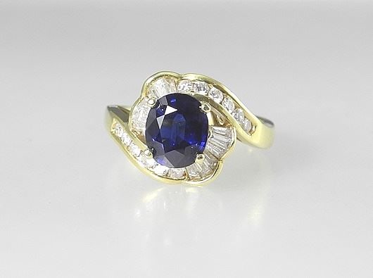 Alyea 18K (marked) Gold Sapphire & Diamond Ring, Size 5 1/4, 4.9g. (1 of 6)