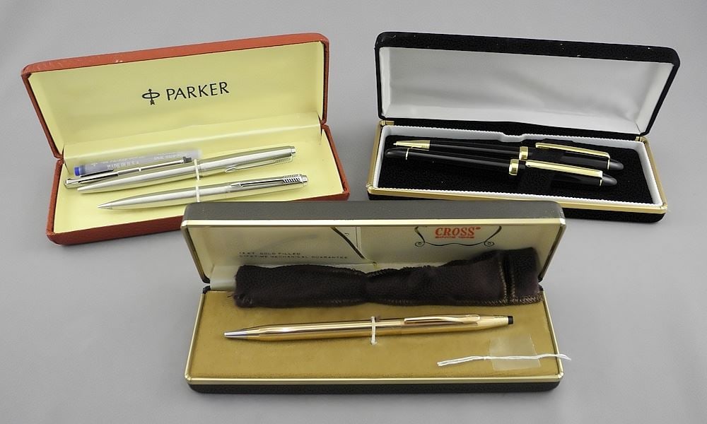 Collection of Cross/Parker/Other Pens.: Collection of Cross/Parker/Other Pens.