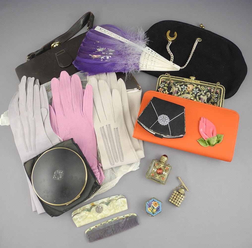 Collection of Vintage Evening Accessories: Bags/Gloves/Compacts/ Scent Bottles. (1 of 3)