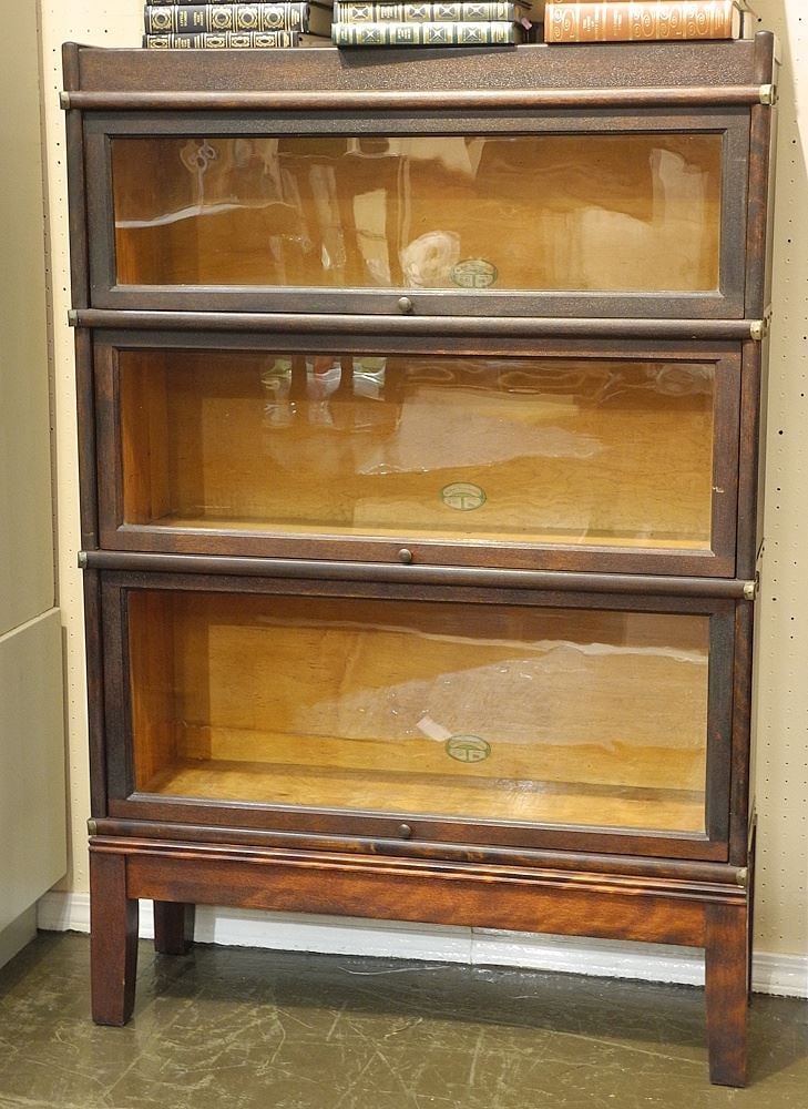 Globe Wernicke Mahogany Barristers Bookcase.: Globe Wernicke Mahogany Barristers Bookcase.