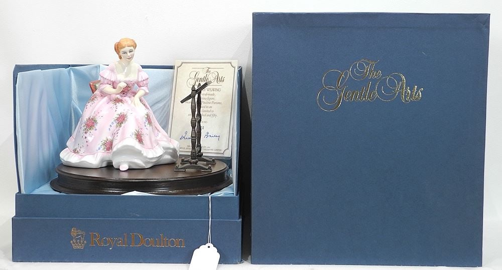 Royal Doulton The Gentle Arts "Tapestry Weaving", HN3048 with Box. (1 of 4)