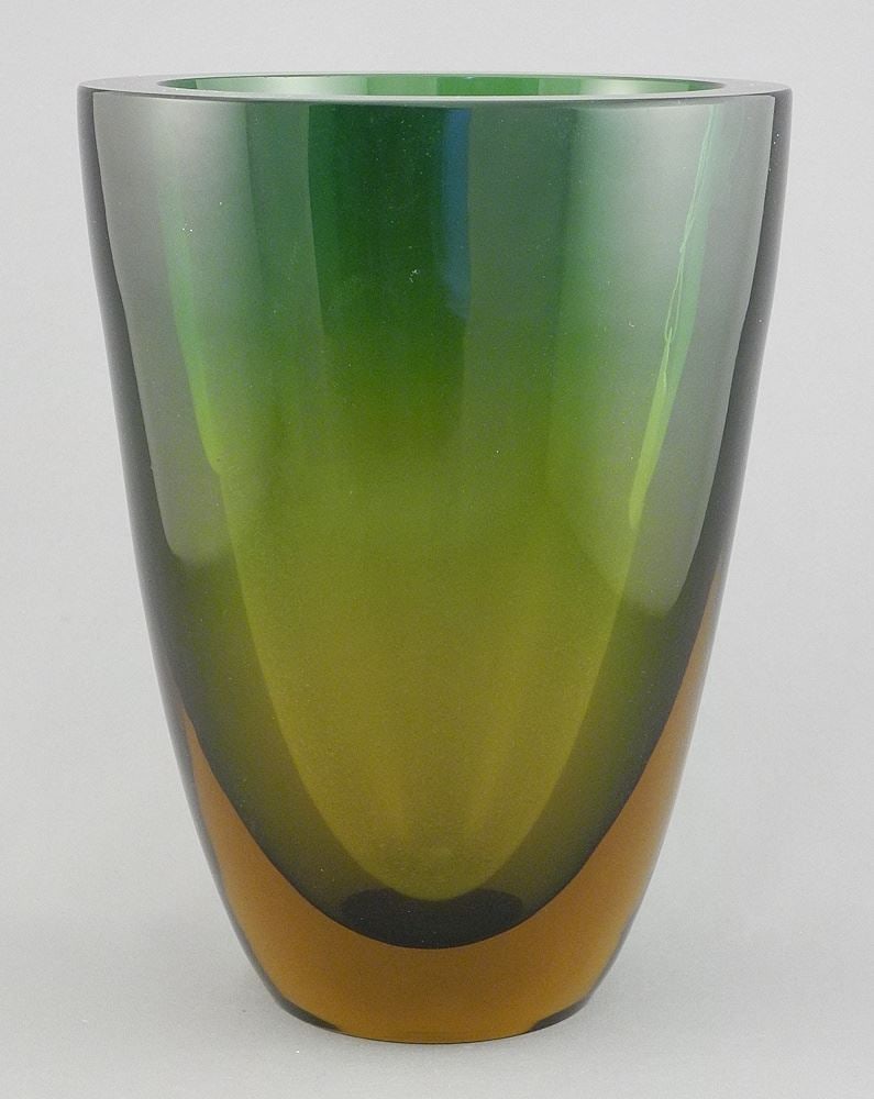 Murano Glass Vase, Green to Amber Gradation, 9"h, 5096g.: Murano Glass Vase, Green to Amber Gradation, 9"h, 5096g.