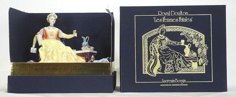 Royal Doulton Les Femmes Fatales "Lucrezia Borgia", HN2342 with Box.: Royal Doulton Les Femmes Fatales "Lucrezia Borgia", HN2342 with Box.