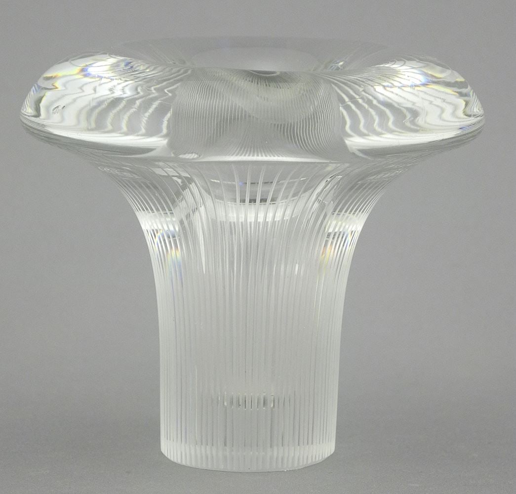 Iittala "Tatti" Vase, signed Tapio Wirkkala, 3"h.: Iittala "Tatti" Vase, signed Tapio Wirkkala, 3"h.