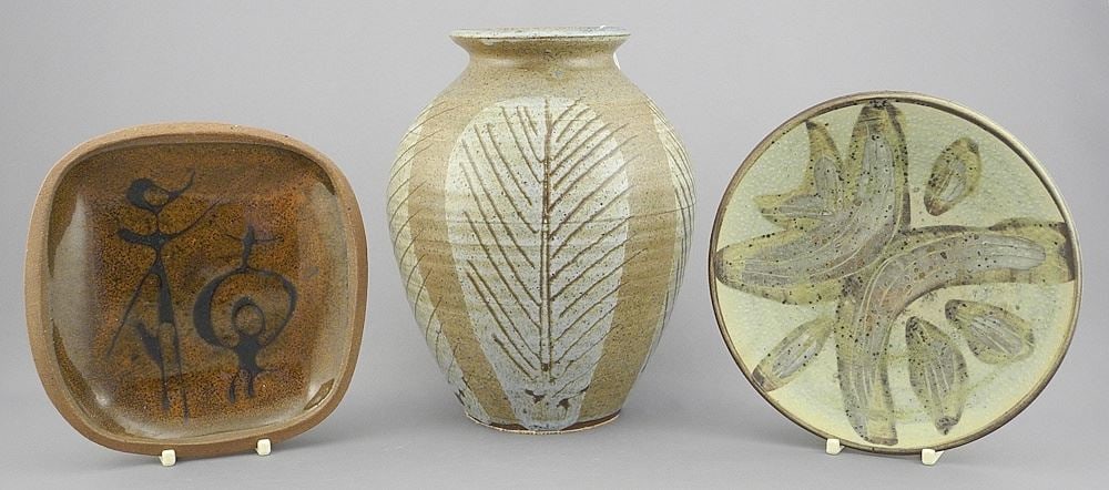 Collection of Walter Dexter Kelowna Pottery Wares, signed Dexter/Kelowna (1 of 3)