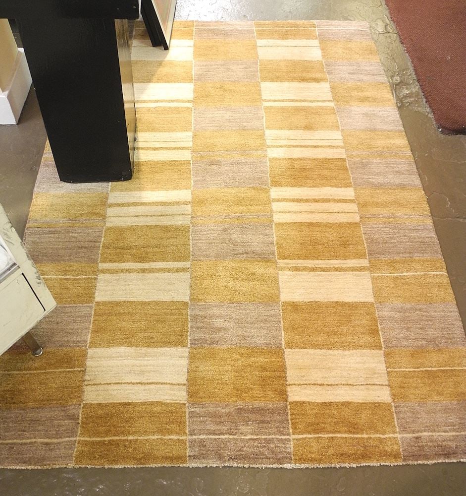 Contemporary Wool Carpet 4'7" x 6'10". (1 of 3)